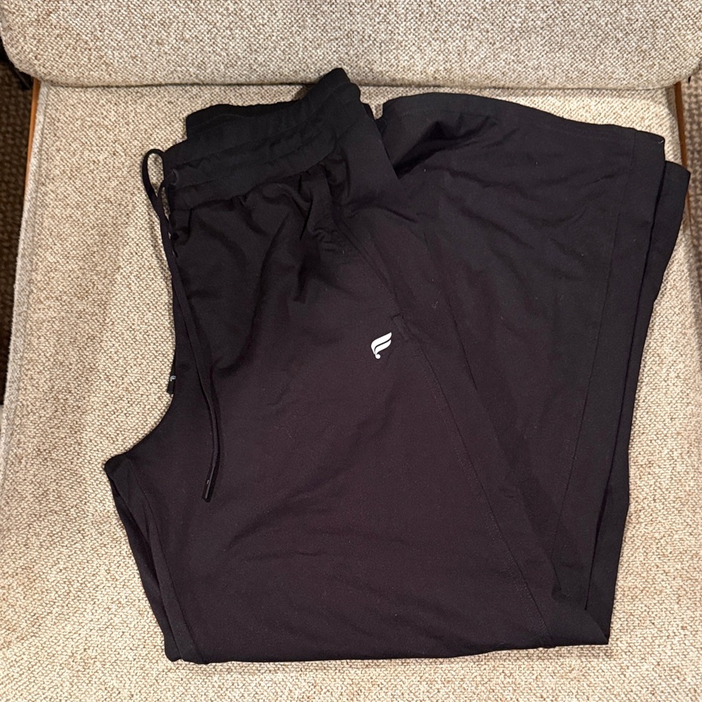 Fabletics Black Cloud Jersey Wide Leg Pants